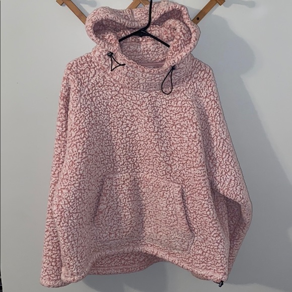 PINK Victoria's Secret Tops - Victoria Secret PINK Sherpa